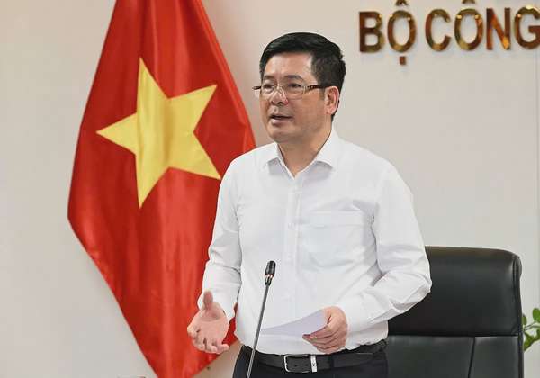 Bộ trưởng Nguyễn Hồng Diên làm Tổ phó Tổ công tác phản ứng nhanh với chính sách thuế Hoa Kỳ