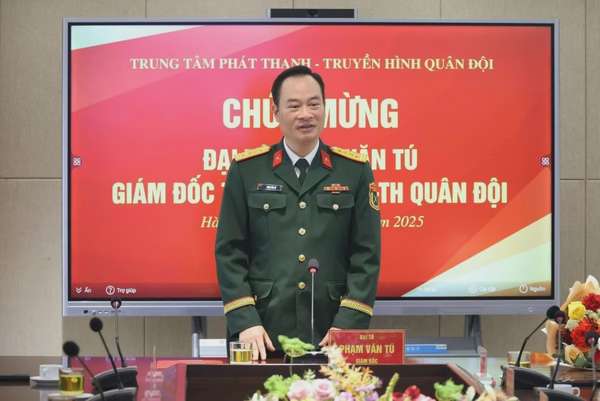 Đại tá Phạm Văn Tú giữ chức vụ Giám đốc Trung tâm Phát thanh - Truyền hình Quân đội