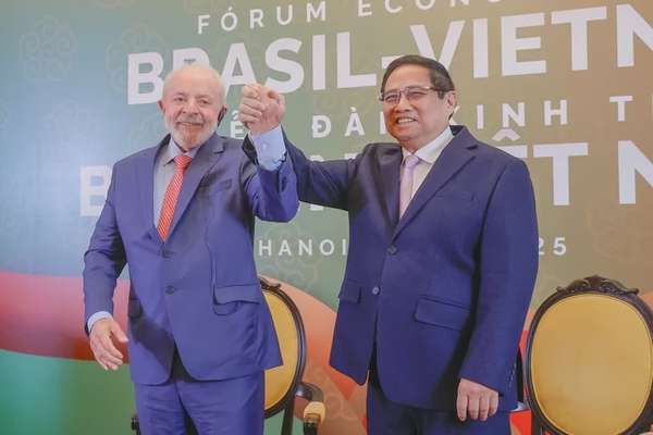 Thủ tướng Phạm Minh Chính và Tổng thống Brazil Lula da Silva dự Diễn đàn Kinh tế Việt Nam – Brazil - Ảnh: VGP/Nhật Bắc