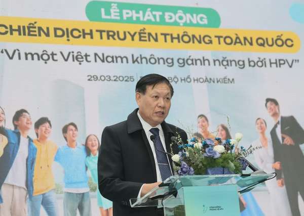 Thứ trưởng Thường trực Bộ Y tế Đỗ Xuân Tuyên kêu gọi các bậc phụ huynh có con em trong độ tuổi vị thành niên hãy nhận thức rõ nguy cơ ung thư cổ tử cung và các bệnh do HPV đối với con em của mình và thực hiện ngay các biện pháp phòng ngừa phù hợp.