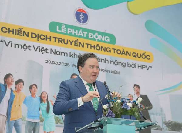 Đại sứ Hoa Kỳ tại Việt Nam Marc E. Knapper phát biểu.
