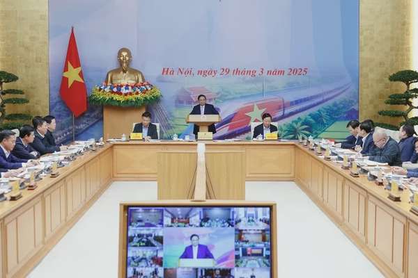Phiên họp thứ nhất của Ban Chỉ đạo các công trình trọng điểm, dự án quan trọng quốc gia lĩnh vực đường sắt - Ảnh: VGP/Nhật Bắc