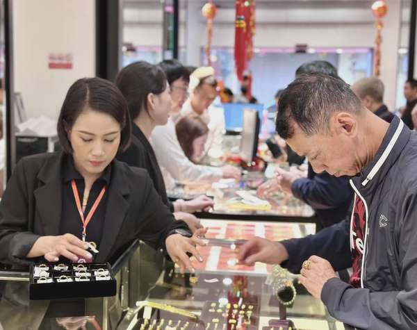 Sốc: Giá vàng hôm nay tăng 11 triệu chỉ sau 1 tháng