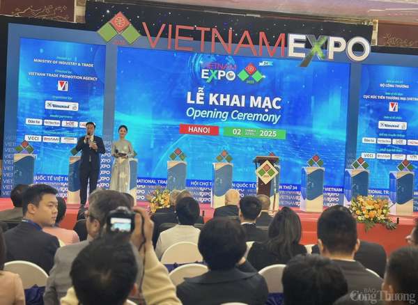 Khai mạc Hội chợ Thương mại Quốc tế Việt Nam 2025