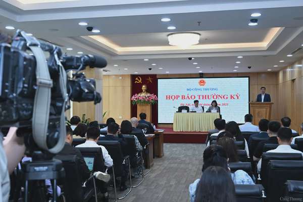 Bảy nhiệm vụ cùng loạt giải pháp để ngành Công Thương bứt