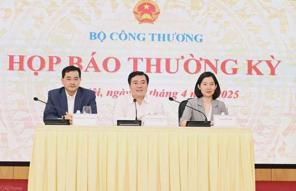 Chùm ảnh: Bộ Công Thương họp báo thường kỳ quý I/2025