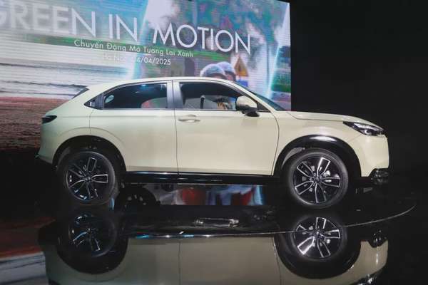 Honda HR-G bổ sung phiên bản Hybrid.