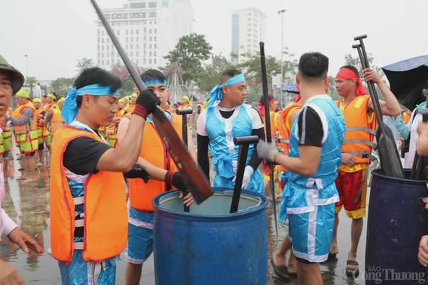 Sôi nổi Giải bơi chải Việt Trì mở rộng năm 2025 Sôi nổi Giải bơi chải Việt Trì mở rộng năm 2025