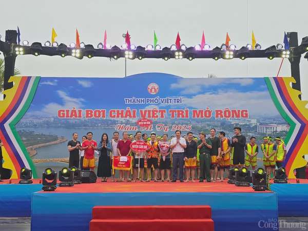 Sôi nổi Giải bơi chải Việt Trì mở rộng năm 2025 Sôi nổi Giải bơi chải Việt Trì mở rộng năm 2025