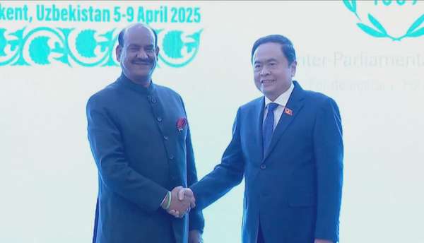 Chủ tịch Quốc hội Trần Thanh Mẫn gặp Chủ tịch Hạ viện Ấn Độ Om Birla trong khuôn khổ các hoạt động tham dự Đại hội đồng lần thứ 150 của Liên minh Nghị viện Thế giới (IPU-150)