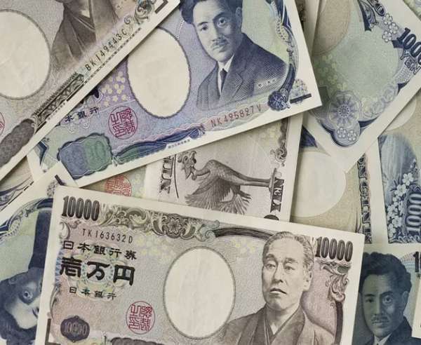 Tỷ giá Yen Nhật hôm nay 9/4/2025: Đồng Yen tăng dựng đứng