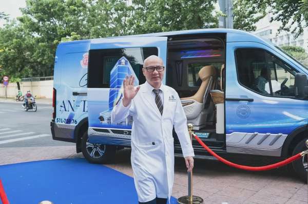 Bí mật sau chuyến xe “An – Tâm – Đẹp”: CEO SIAM Thailand và chiến lược đầu tư vào sắc đẹp