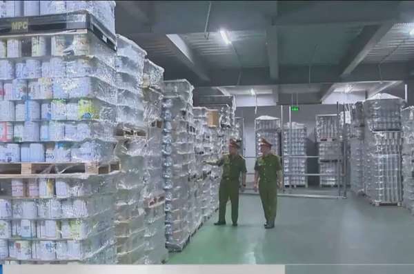 Nóng: Sau kẹo Kera, Bộ Công an bóc vụ sữa giả cực lớn