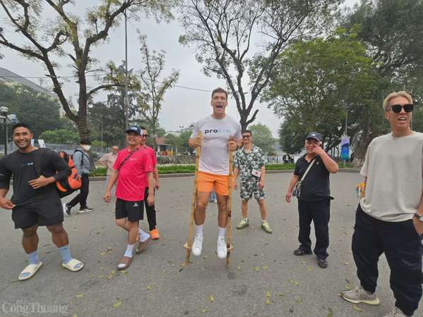 Một giờ cùng đoàn vận động viên Pickleball Top 1 thế giới