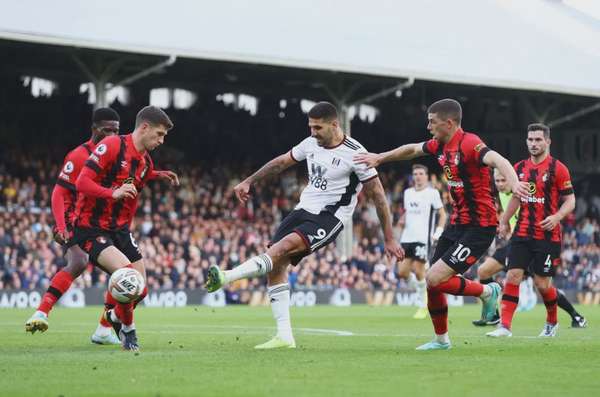 Lịch thi đấu bóng đá ngày 14/4: Bournemouth đấu với Fulham