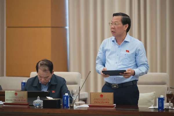 Chủ nhiệm Ủy ban Kinh tế và Tài chính Phan Văn Mãi