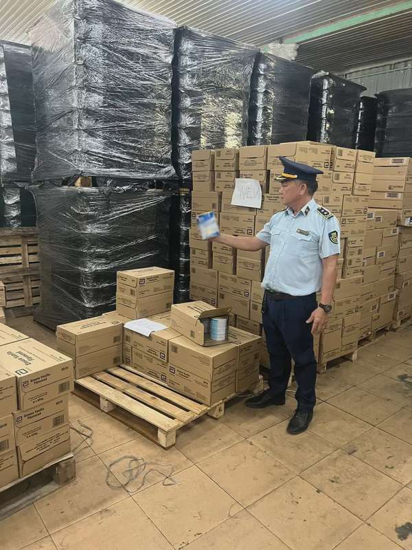 Lấp 'lỗ hổng' quản lý thực phẩm sữa: Bài 1 - Còn nhiều bất cập!