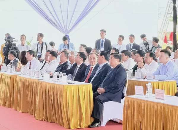 Khởi công Dự án khu đô thị du lịch lấn biển Cần Giờ của Vingroup