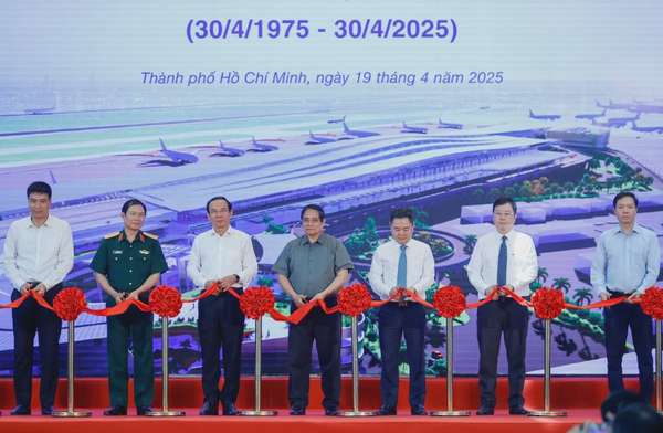 Thủ tướng: Khánh thành, khởi công các công trình biểu tượng thể hiện ý chí tự cường của dân tộc