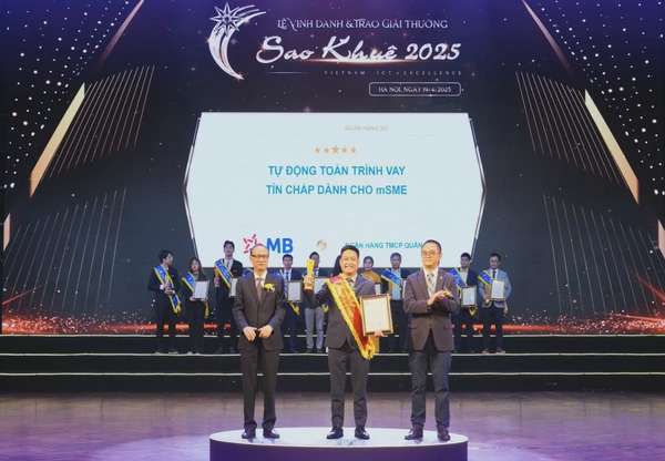 BIZ MBBank lập 'hattrick' tại Sao Khuê 2025 nhờ đổi mới