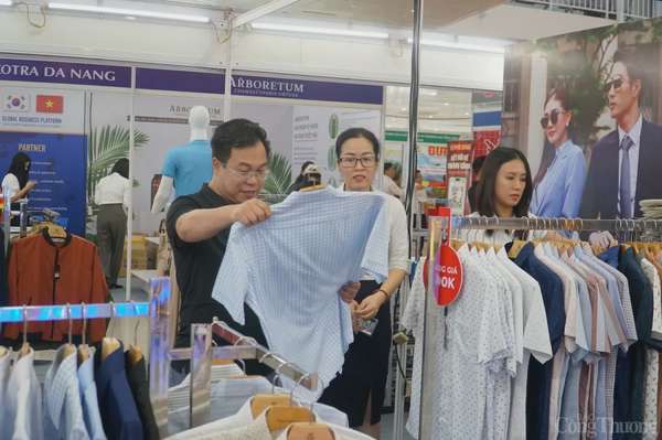 Các hoạt động hỗ trợ doanh nghiệp xúc tiến thương mại qua các hội chợ giúp doanh nghiệp tiếp cận người tiêu dùng, mở rộng thị trường