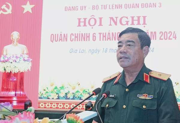 Thiếu tướng Nguyễn Bá Lực - Tư lệnh Quân đoàn 34 Bộ Quốc phòng giữ chức Phó Tổng Tham mưu trưởng Quân đội nhân dân Việt Nam.
