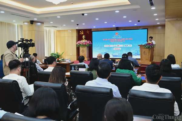 Chùm ảnh: Hội thảo 'Cơ hội để Logistics phát triển bền vững trong kỷ nguyên 4.0'