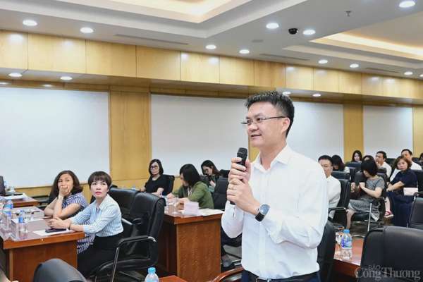 Chùm ảnh: Hội thảo 'Cơ hội để Logistics phát triển bền vững trong kỷ nguyên 4.0'