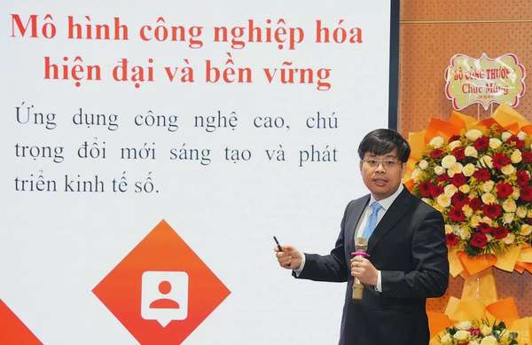 Kinh tế xã hội 50 năm: Góc nhìn học thuật và thực tiễn