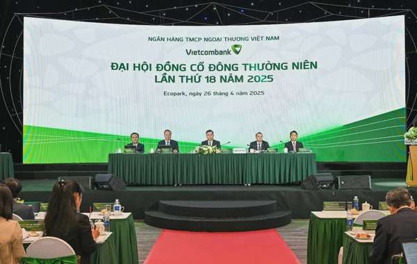 ĐHĐCĐ Vietcombank 2025 sẽ phát hành hơn 543 triệu cổ phiếu riêng lẻ, kiện toàn nhân sự cấp cao