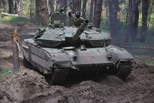 Nga giới thiệu xe tăng 'cua mắt đỏ' T-90MS tại Peru