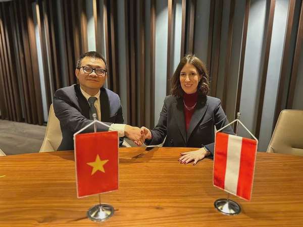'Bắt tay' Áo, Việt Nam tiến gần hơn tới công nghiệp bán dẫn hiện đại
