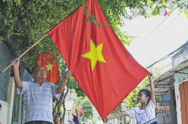 Những lá cờ kể chuyện lịch sử tại Bảo tàng Quân sự