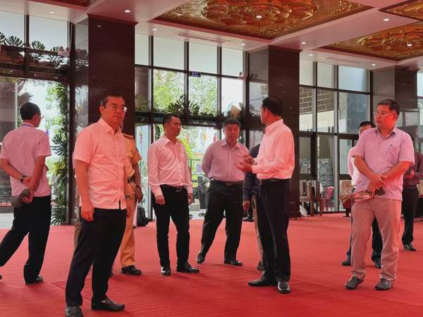 Trung tướng Lê Hồng Nam