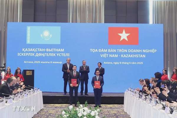 Tổng Bí thư: Thành công của doanh nghiệp Kazakhstan là niềm tự hào chung
