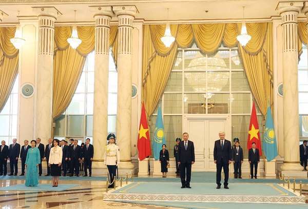 viet-nam-kazakhstan-5-4837.jpg