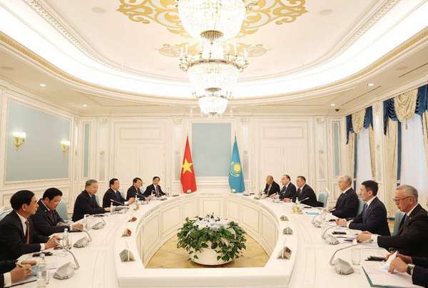 viet-nam-kazakhstan-6-4445.jpg