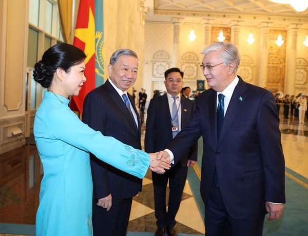 viet-nam-kazakhstan-8-9644.jpg