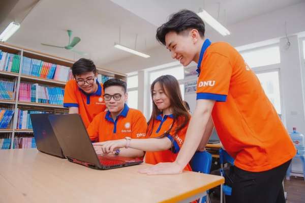 Giải 'cơn khát' nhân lực trong thương mại điện tử