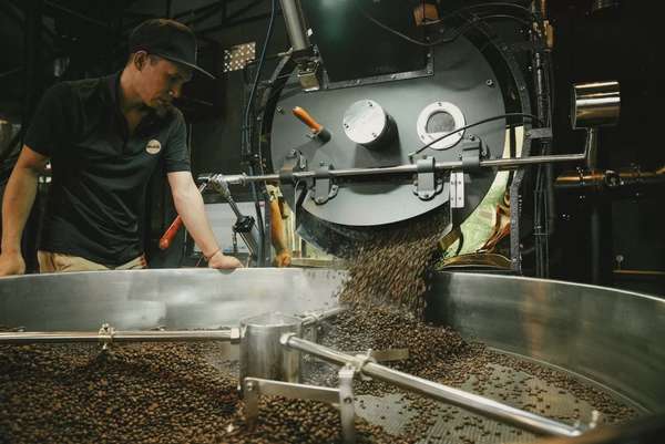 Giá cà phê hôm nay 9/5/2025, trong nước trái chiều thế giới