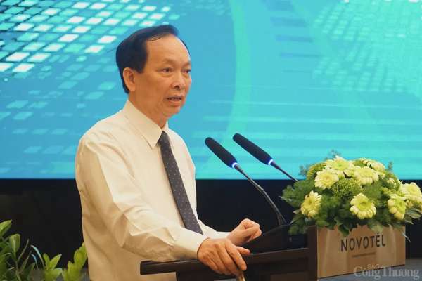 Phó Thống đốc Thường trực Ngân hàng Nhà nước Đào Minh Tú