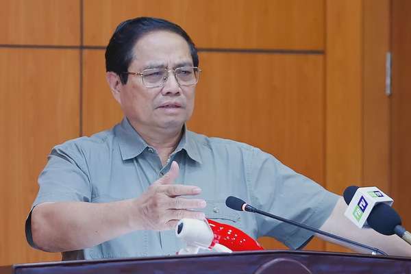 Thủ tướng Phạm Minh Chính cho rằng Thái Bình chưa phát huy hết tiềm năng khác biệt, cơ hội nổi trội, lợi thế cạnh tranh; kinh tế chưa có bước phát triển bứt phá, đột phá - Ảnh: VGP/Nhật Bắc