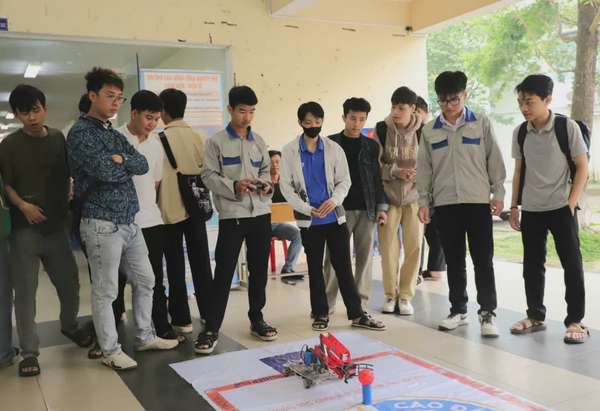Thành phố Huế: 300 học sinh được hướng nghiệp theo chuẩn Đức