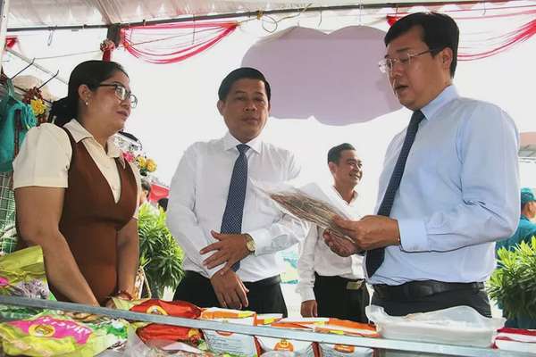 Đồng Tháp: Sản phẩm OCOP Tân Hồng bứt tốc nhờ kinh tế số