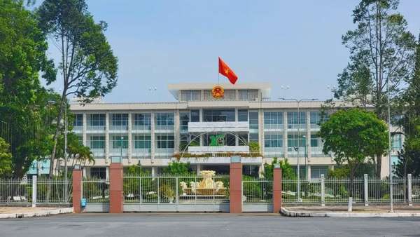 Cần Thơ: Kỷ luật Chánh văn phòng UBND thành phố Cần Thơ do liên quan tham nhũng