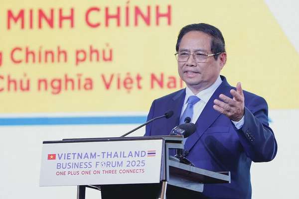 Thủ tướng đánh giá cao và trân trọng cảm ơn sự đóng góp thiết thực, hiệu quả của các doanh nghiệp Thái Lan đối với sự phát triển của Việt Nam và quan hệ hữu nghị giữa hai nước. Ảnh: VGP/Nhật Bắc