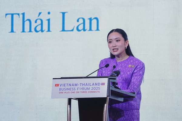 Thủ tướng Thái Lan Paetongtarn Shinawatra đánh giá Thái Lan và Việt Nam là những nền kinh tế lớn nhất trong Tiểu vùng sông Mekong mở rộng và cũng là động lực chính, thúc đẩy tăng trưởng kinh tế của ASEAN. Ảnh: VGP/Nhật Bắc