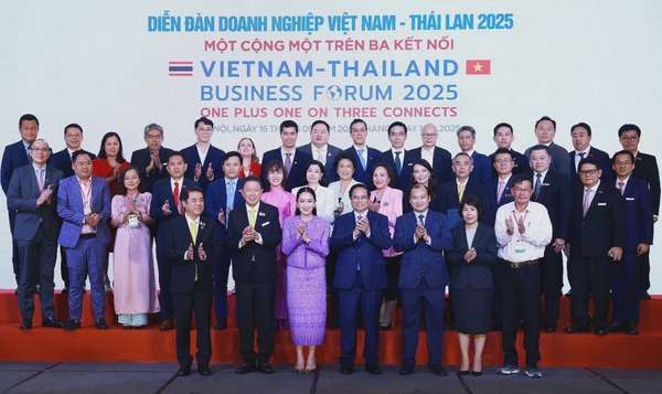Thủ tướng Việt Nam và Thái Lan chứng kiến thỏa thuận chuyển giao 50 tàu bay Boeing cho Vietjet Thái Lan