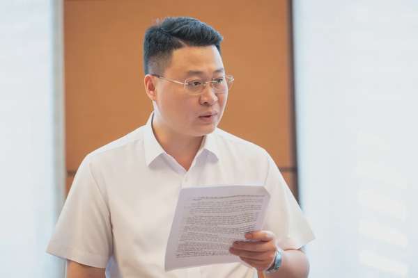 Đại biểu Hà Đức Minh (Đoàn Lào Cai) 