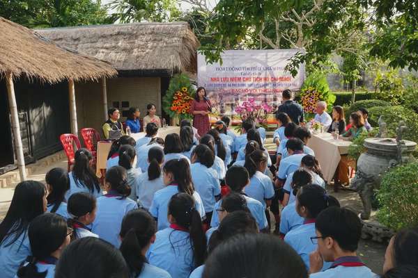 Nhiều hoạt động kỷ niệm 135 năm Ngày sinh Chủ tịch Hồ Chí Minh